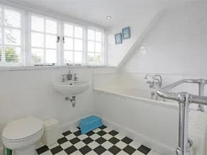 Cozy Holiday Home in Westleton With Garden - Image 5