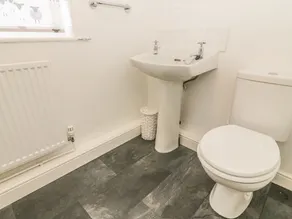 Guys Cottages - Image 4