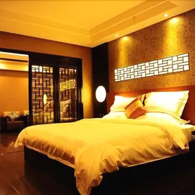 Zhongyue Shuijing Hotel - Image 5