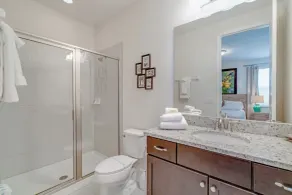 Villa conviviale et familiale avec piscine privée et jacuzzi - Image 5