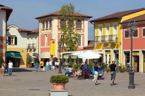 Arte And Cuisine - Image 5