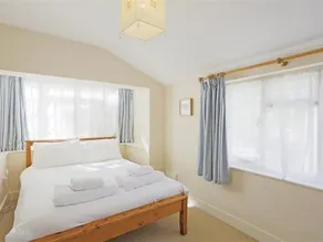 Cozy Holiday Home in Westleton With Garden - Image 2