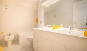 Villa Cossis Beach TVL 32 - Image 2