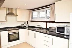 Wrenbury Mill Apartment - Image 4