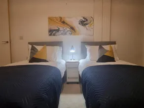 2BD Flat - Stunning Views of Manchester Skyline - Image 2