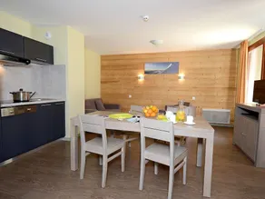 Modern studio with a dishwasher in the center of Vaujany - Image 5