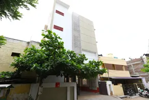 OYO 40876 Sri Kamadhenu Residency - Image 5