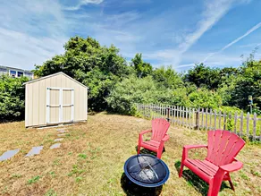 3br Near Main Street & Beach 3 Bedroom Home - Image 3