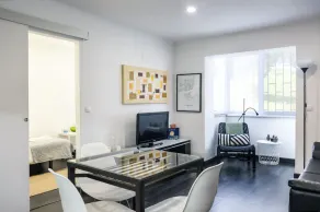 01 Nice Flat by Olivais - Image 2