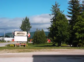 The Beaver Motel - Image 4