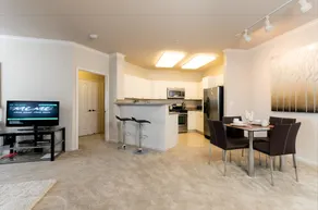 Global Luxury Suites at Agnew Road - Image 4