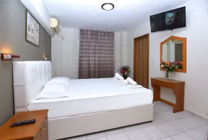 Beach Hotel El Greco - Image 4