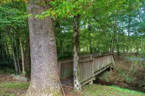Sweet - 2 Bedrooms, 2 Baths, Sleeps 6 Cabin by RedAwning - Image 2