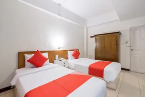 OYO 335 Top Inn Khaosan - Image 4