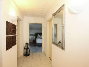 Beautiful Apartment in Fügen Tyrol With Parking - Image 3