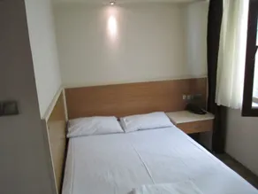 OZGUR HOTEL - Image 2
