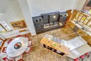 Waterwall House 5 Bedroom Home by Redawning - Image 3