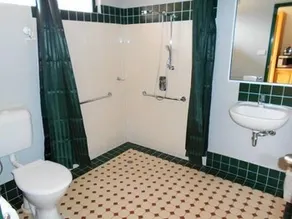 Cannon Park Motel - Image 3
