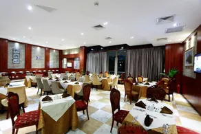 Airport Golden Tulip Hotel - Image 5