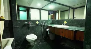 Maurya Hotel - Image 4