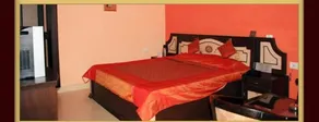 Hotel Pine Havens - Image 2
