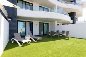 Palmar White - Image 3