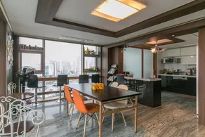 AJ House - Image 3