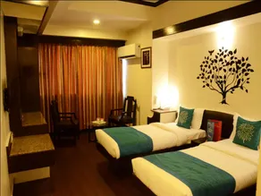 OYO 2161 Hotel Ashray - Image 4