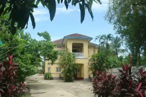 Golden Guest Inn - Image 5