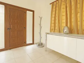 Carolina Sotira in Sotira - Image 4