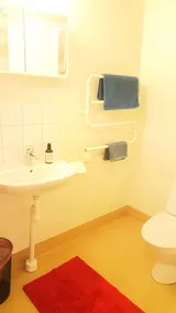 Studio Apartment - Image 5
