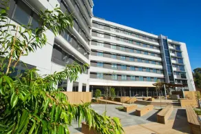 Deakin Residential Services - Burwood Campus - Image 4