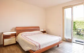 Stunning Apartment in Pastrengo With 1 Bedrooms - Image 2
