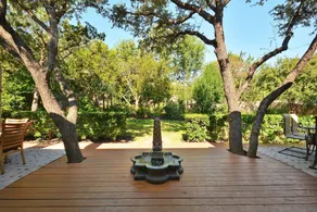 4BR 2BA Cottage at Lake Austin by RedAwning - Image 3
