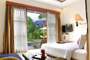 @M2 Villa - Image 3