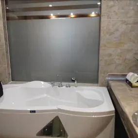 Laibin Jiaxin International Hotel (Yuda City Plaza Branch) - Image 2