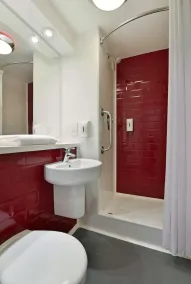 TRAVELODGE LONDON STRATFORD - Image 3