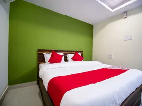 OYO 11842 Hotel Aditya - Image 2