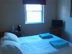 Peterville Inn & Surf Lodge - Image 5