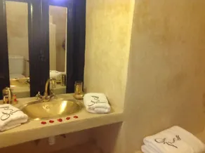 Riad Hayane - Image 4