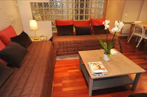 Apartamentos Madrid - Image 2