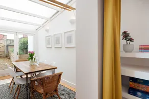 Nomi Homes - Exeter - BOOKDIRECT - Central - BEACH - WIFI - Image 2