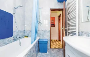 Stunning Home in Bosiljevo With Wifi and 4 Bedrooms - Image 2