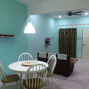 The Lurve House - Image 5