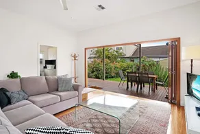 Newcastle Executive Homes - Cooks Hill Cottage - Image 5