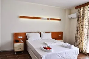Woxx Beach Hotel - Image 3