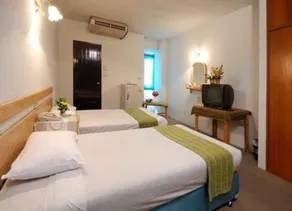 Tawan Court Hotel - Image 3