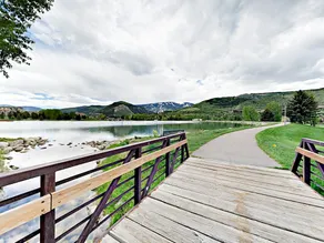 3br/3ba W/ Pool & Hot Tub - Near Gondola & Lake 3 Bedroom Condo - Image 4