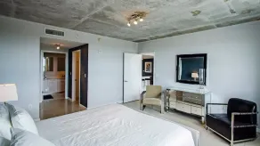 Midtown Muse -Walkable Cozy amenity bldg w parking - Image 3