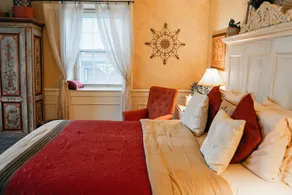 1777 Americana Inn - Image 3